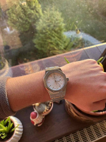 Piękny zegarek Poedgar